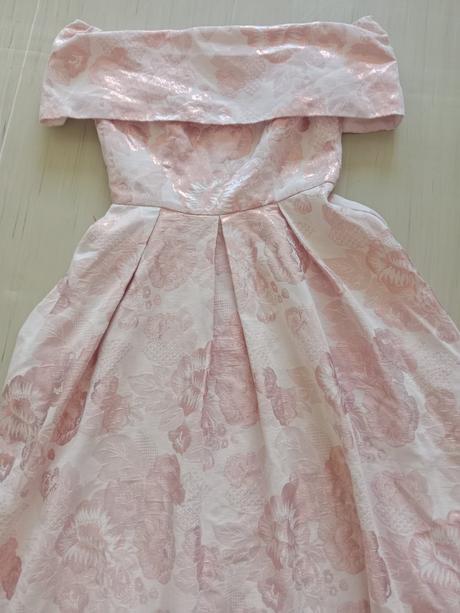 Krásné šaty vel.m, m