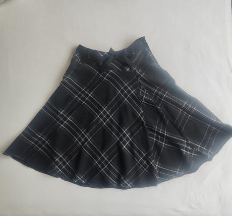 Dámská zimní vlněná sukně vel. 38, yessica,38