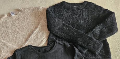 Dívčí svetříky a vánoční mikinka, vel.146/152, 146