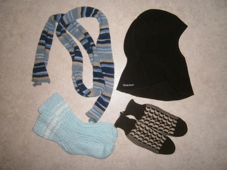 Kukla, šála, rukavice,ponožky,vel. 140,cena celkem, quechua,140
