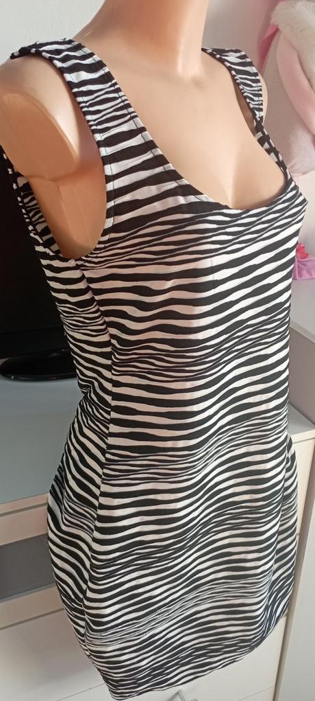 Šaty zn."amisu" vel."l", amisu,l