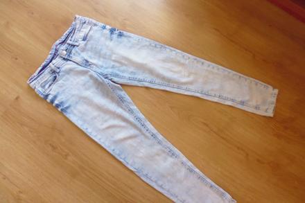 Džíny, 152