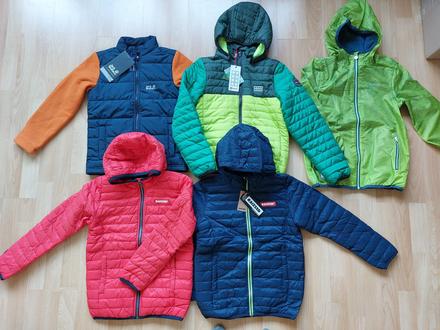 Podzimní přechodová přechodná bunda, 134/140, jack wolfskin,134