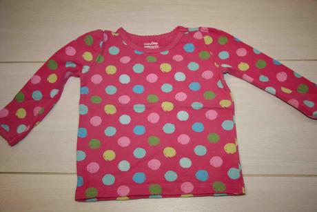 Puntikaté triko, gap,74
