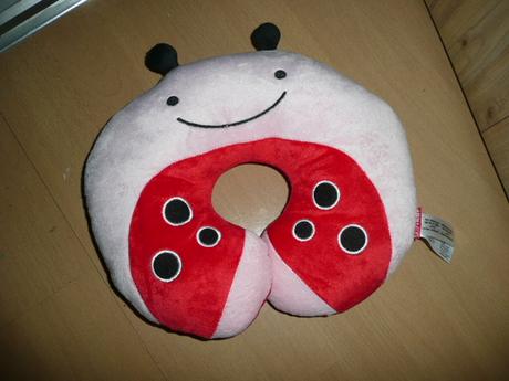 Nákrčník do auta beruška, 