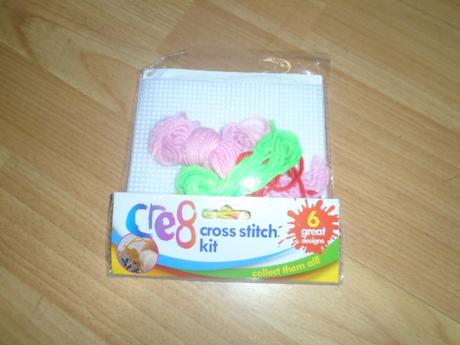 Dětské vyšívání kytička,