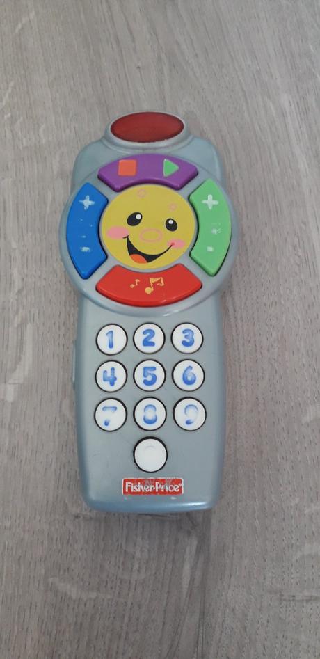 629 - ovladač fisher price,