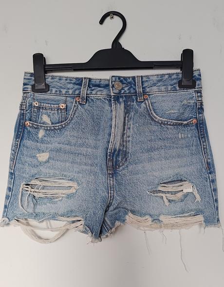 Kraťasy, stradivarius,36