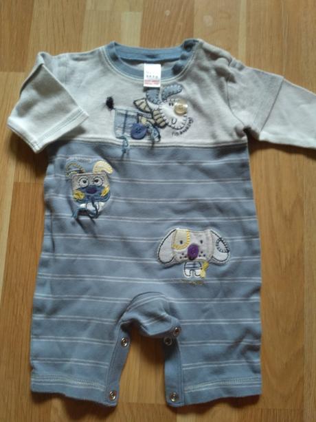 Pejskový overal, next,62