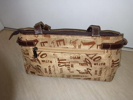 Kabelka david jones, 