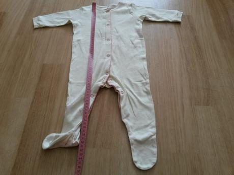 Overal next - puntík, next,68