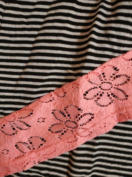 Šatičky vel 128-134, 128