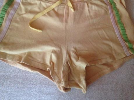 Dívčí kraťasy, 134