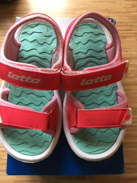 Holčičí sandálky 18,5cm vel.30, lotto,30