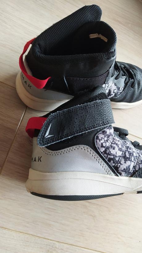 Dětské basketbalové boty tarmak, velikost 37,5, 37