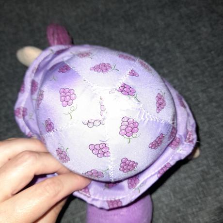 Látková panenka fialová,