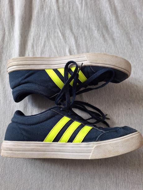 Tenisky sálovky adidas vel. 36, adidas,36