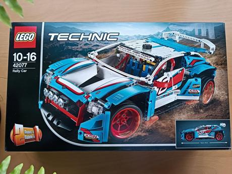 Lego technic 42077 závodní auto,