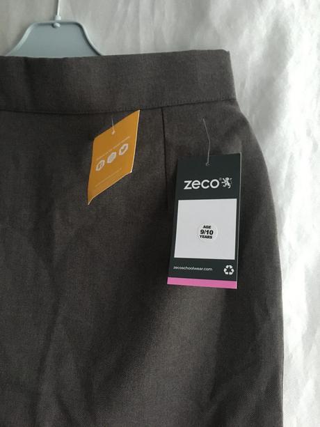 Vel. 140 hnědá společenská sukně, 140