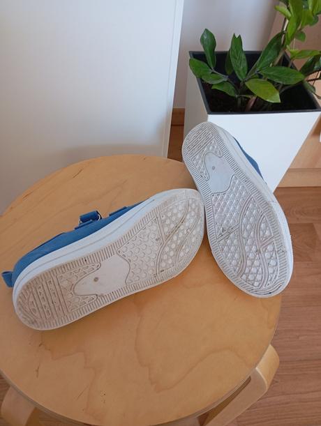 Tenisky s bílou podrážkou, sinsay,34