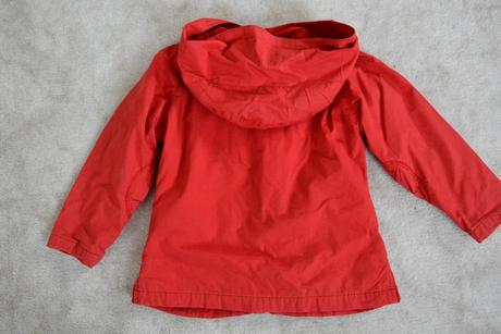 Přechodová bunda, 98