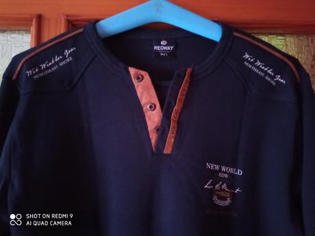 Tmavěmodré triko s dlouhým rukávem, l