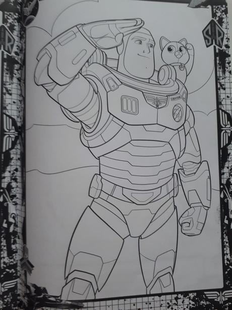 Toy story buzz rakeťák omalovánky se samolepkami,