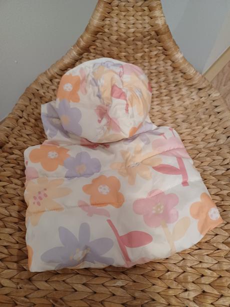 Kytičková vesta, sinsay,68