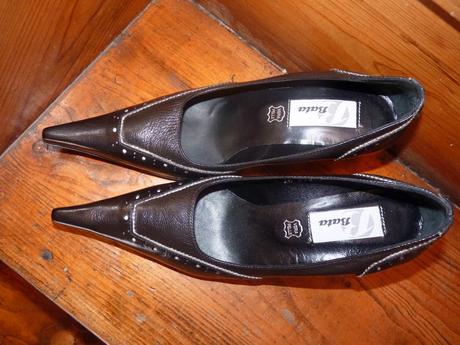 Cerne spicate lodicky bata 37, baťa,37