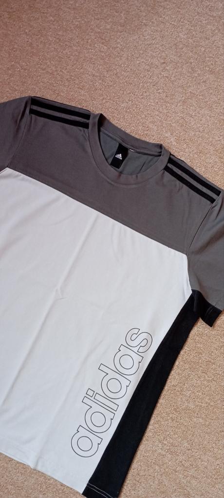 Tričko zn."adidas" vel."m", adidas,m