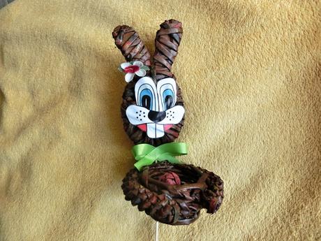 Velikonoční dekorace do květináče králík zajíc,