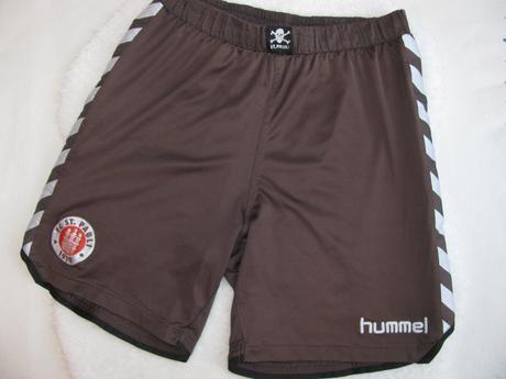 Elastické hnědé chlapecké šortky, hummel,152