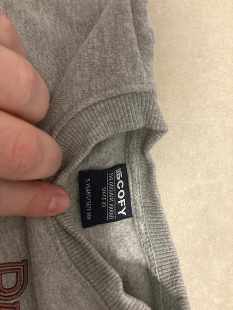 Teplejsi triko/ slaba mikina, 116