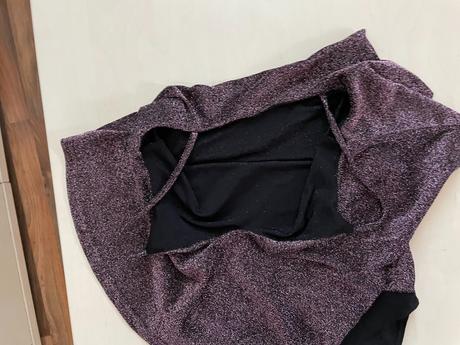 Body s třpytem a volánem, vel cca xs, měřte, xs