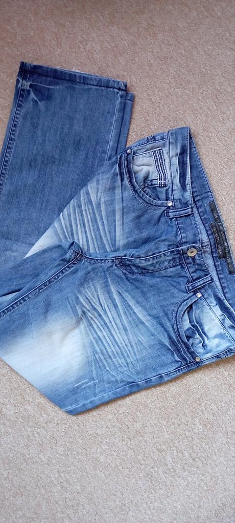 Rifle zn."flag wear fashion" vel."35/l", l