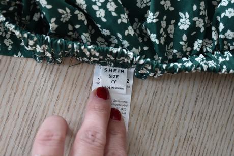 Sukně vel. 7 let, 122