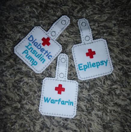 Bezpečnostní přívěsky na klíče, tašku, do auta ..., 