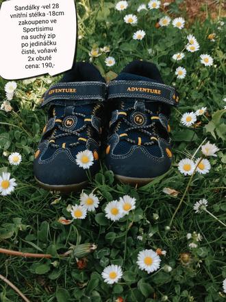 Sandálky, 28