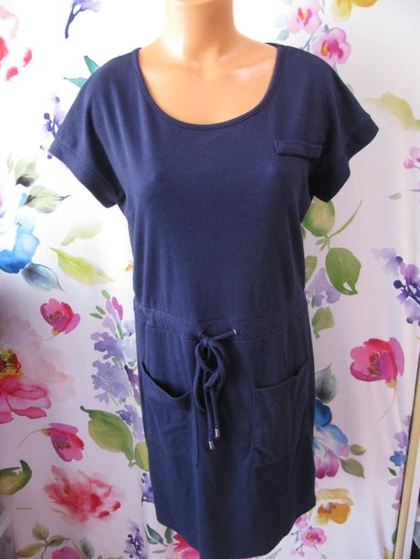 Luxusní pružné modré mini šaty s kapsami, 40