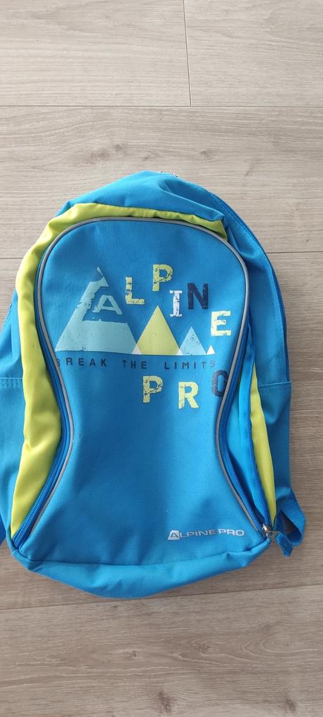 Krásný batoh alpinepro, 
