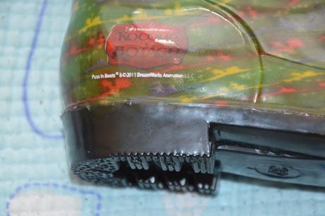 32 zelené gumáky, kocour v botách, 32