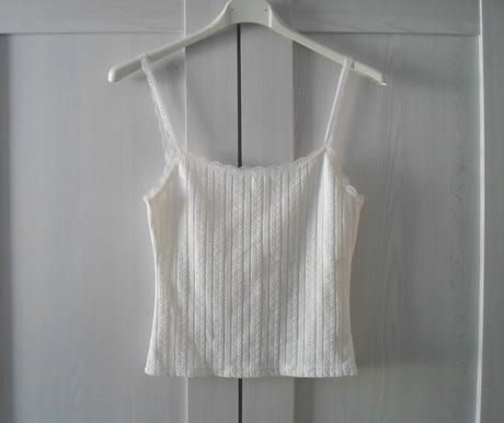 Bílé tričko triko tílko crop top s krajkou, s