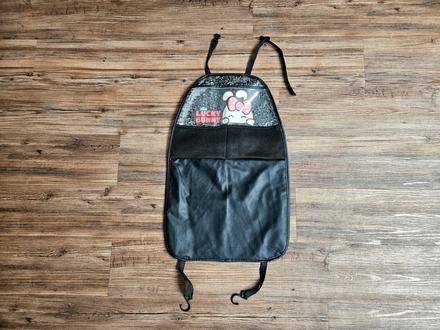 Černý kapsář ochrana sedadel do auta zajíček chrán, 