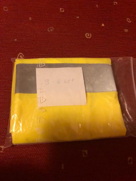 Cyklistická helma vel.s + reflexní vesta, s