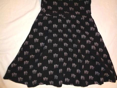 Luxusní černé šaty s bílými zebrami  12 let, bonprix,152