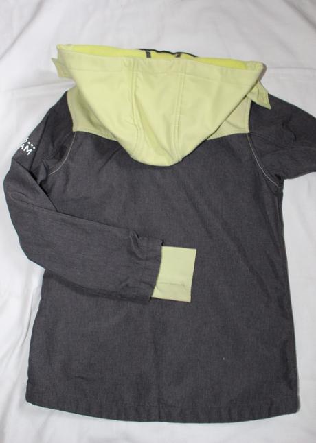 Po85. softshellová bunda 8-9 let, 140