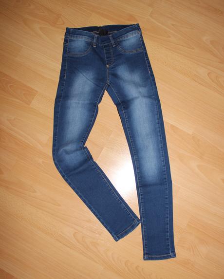 Rifle, džíny, slimky, takko,152