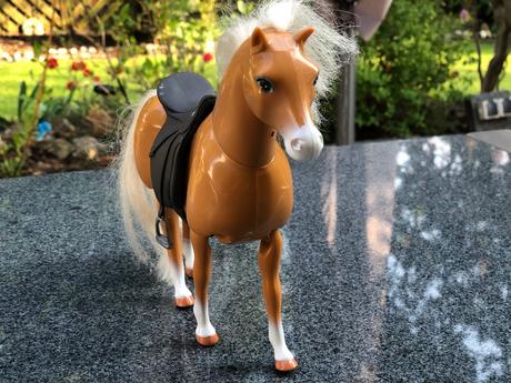 Svetle hnedy kun - chodici - mattel,