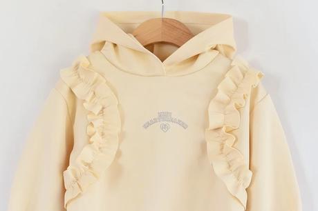 Mikina vel. 3 - 4 roky, river island,104