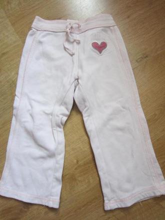 Srdíčkové tepláky, gap,98